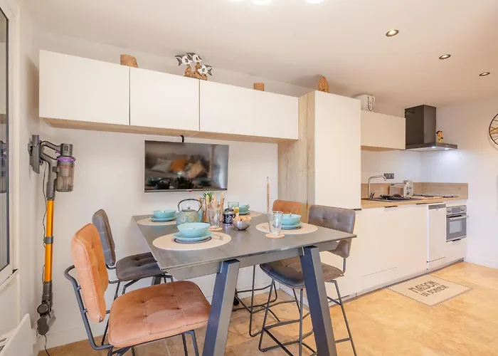 Les Coteaux De La Nartelle-30 By Interhome Apartment