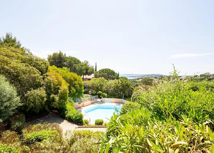 Les Coteaux De La Nartelle-30 By Interhome